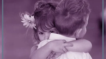 رؤية حضن شخص