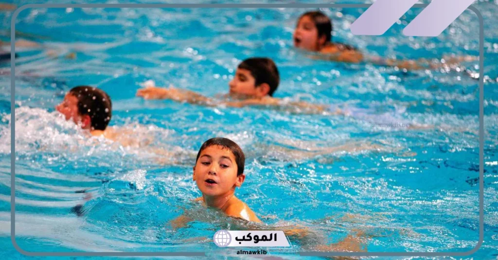 تفسير حلم السباحة في البحر للمرأة والرجل الأعزب في المنام 5 رؤية السباحة في البحر في المنام للعزباء