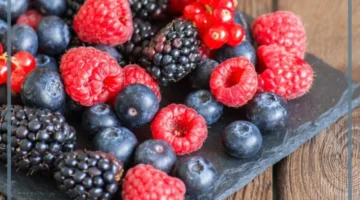 معنى رؤية التوت