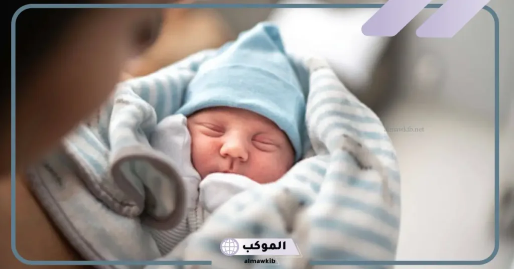 تفسير حلم طفل يتكلم وهو لا يتكلم للعزباء