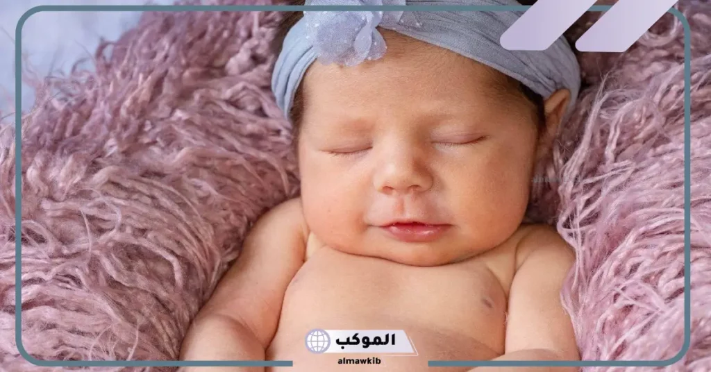 تفسير حلم ولادة البنت للعزباء من حبيبها