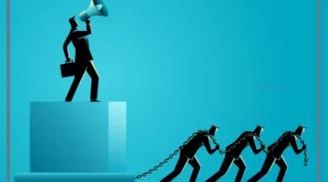 ما هي صفات الموظف الجيد