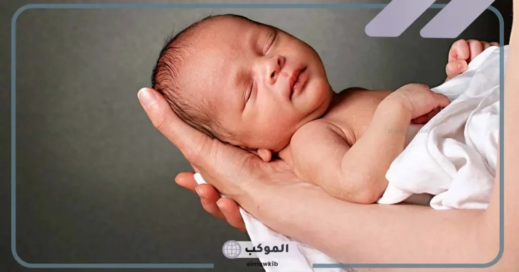 تفسير حلم صديقتي انجبت طفل ولد وهي عزباء في المنام لابن سيرين 5 تفسير حلم ولادة صديقتي ببنت