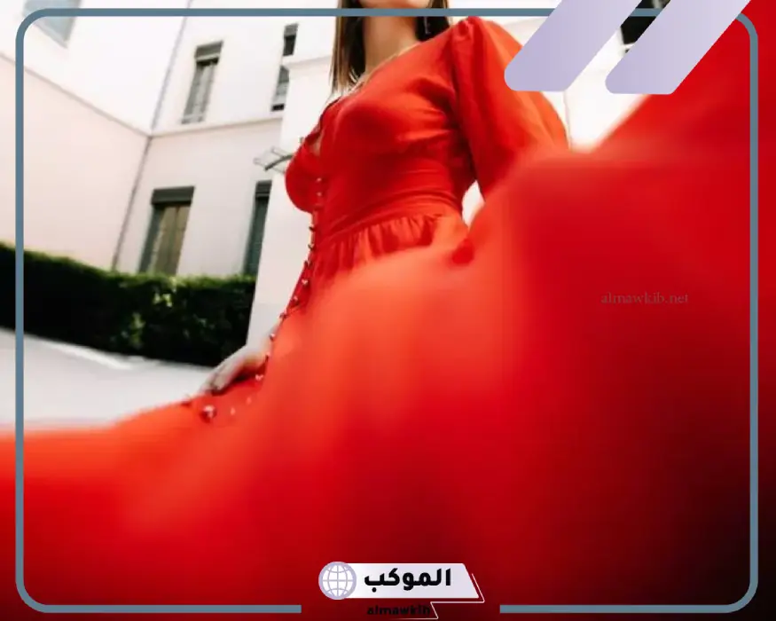 حلمت بفستان أحمر