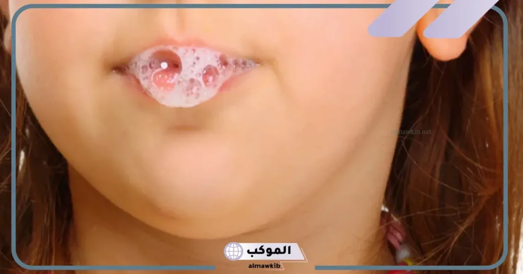 تفسير حلم البصاق في المنام للرجل والمرأة عند ابن شاهين 5 تفسير حلم البصاق في المنام للعزباء