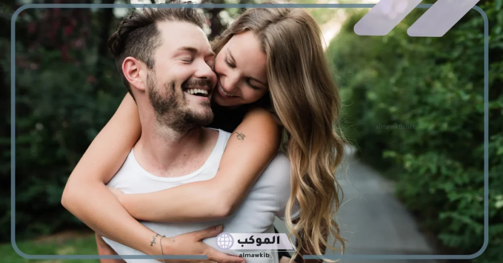 حضن رومانسية الحب في قلب الليل 