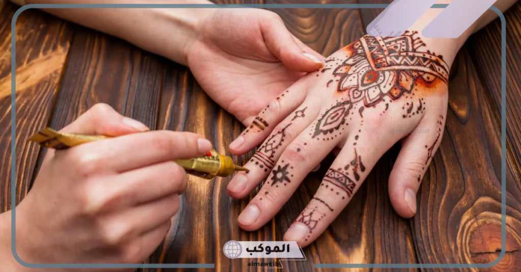 تفسير حلم الحناء في اليدين للمطلقة 