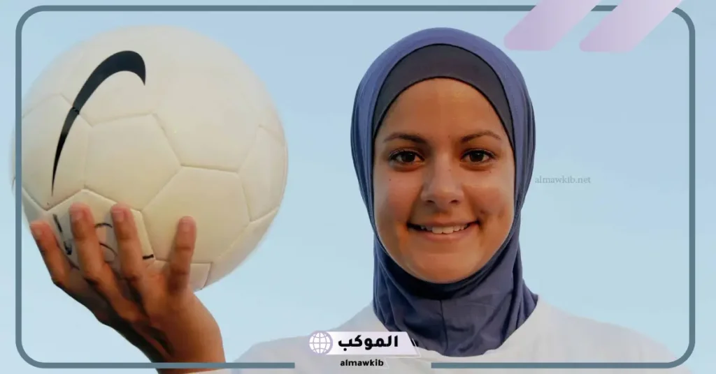 تفسير رؤية لعب كرة القدم في المنام للرجل الأعزب