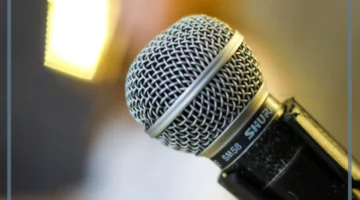 موضوع مميز للإذاعة