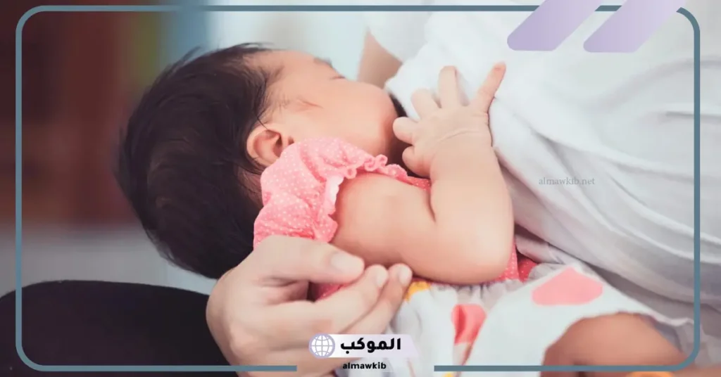 تفسير حلم الرضاعة في المنام للمرأة الحامل والعزباء لابن سيرين 5 تفسير حلم الرضاعة من الثدي للعزباء