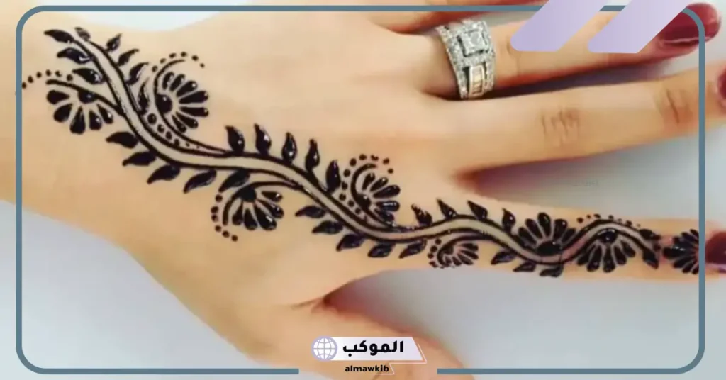 نقش الحناء في المنام للعزباء