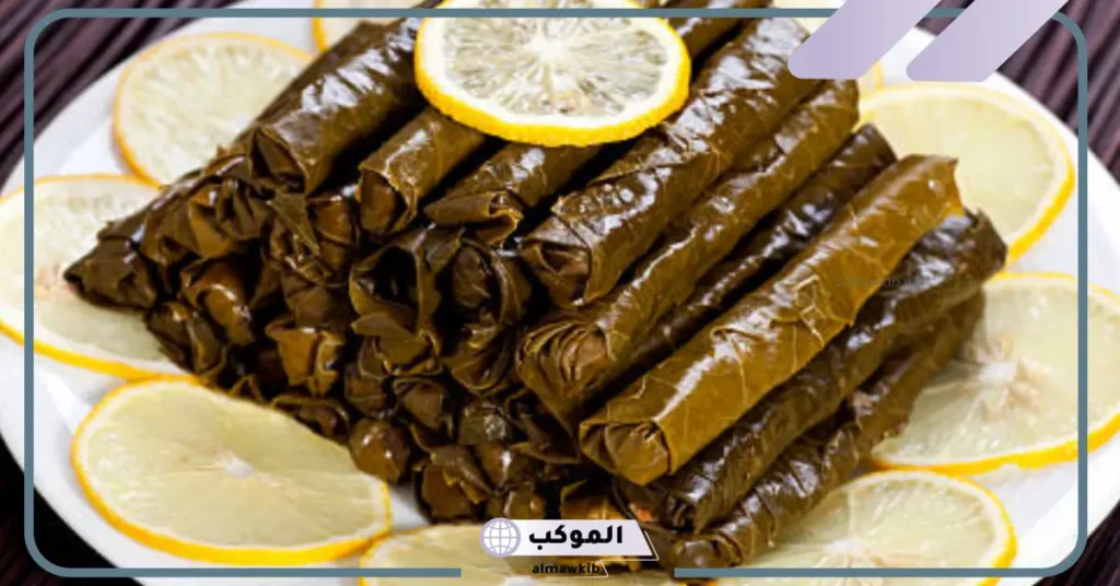 رمز رؤية ورق العنب في المنام للمتزوجة والعزباء لابن شاهين 6 تفسير حلم ورق العنب الأخضر للمتزوجة