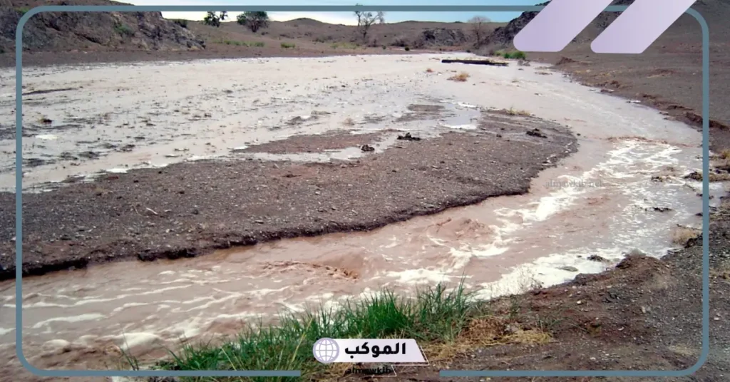 السيل في المنام للمطلقة