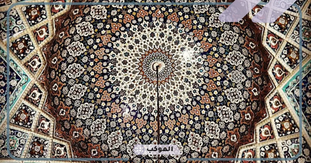 الخصائص المميزة للزخرفة في العصر العباسي 6 خصائص الفن الإسلامي الزخارف