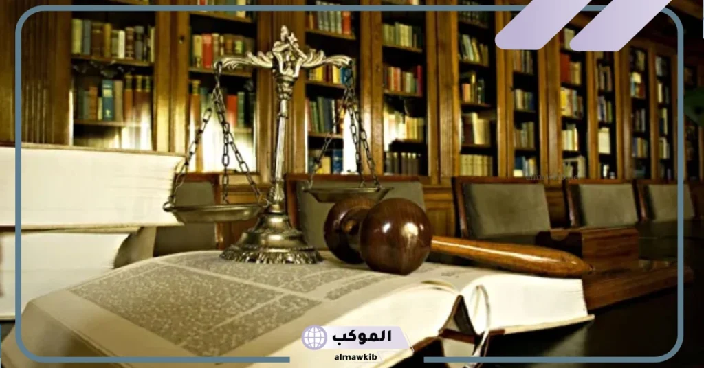 خصائص القانون العلمي 