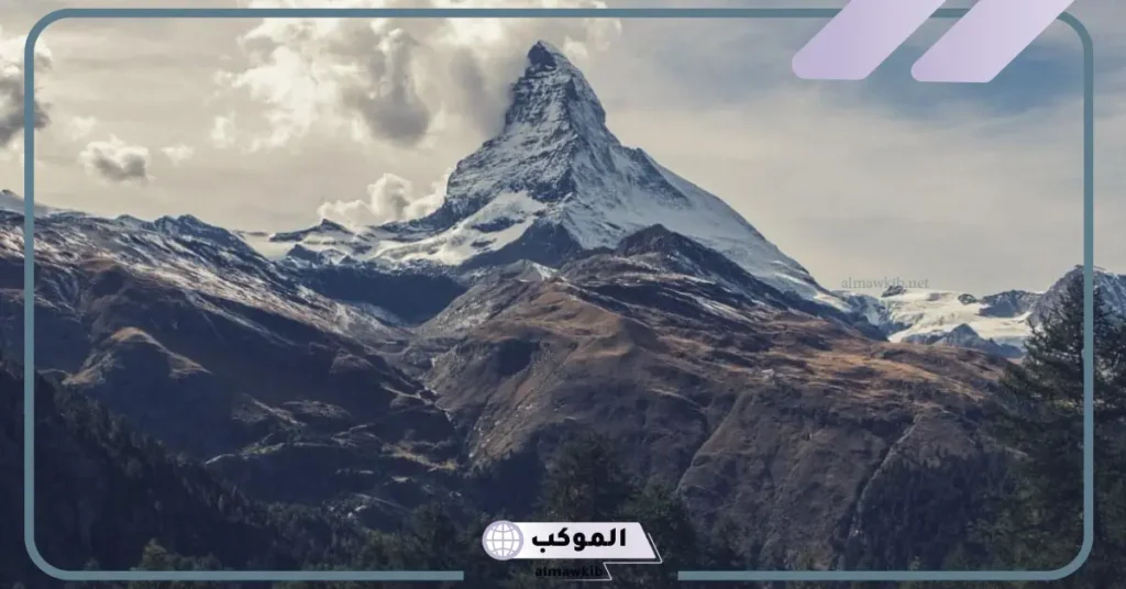 تفسير حلم الجبل لابن سيرين والإمام الصادق في المنام مع شخص معروف 5 رؤية الجبل في المنام للعزباء